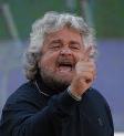 grillo20con20dito.jpg